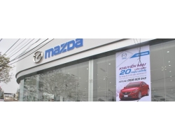 Vệ sinh lau bảng hiệu, ALU mặt tiền showroom ô tô Mazda Hải Phòng