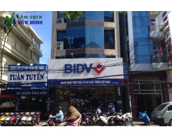 Vệ sinh văn phòng ngân hàng BIDV Chi nhánh Lạch Tray